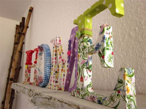 Mit serviettenkleber reißt dünnes papier nicht so schnell. Deko-Buchstaben HOME aus Holz | Serviettentechnik, Basteln ...