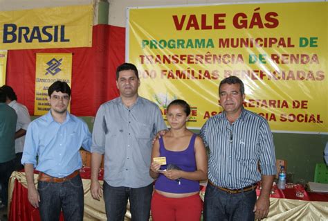 Jun 09, 2021 · além disso, produtos como o botijão de gás passarão a ser comercializados por um valor ainda mais alto, sendo necessário conceder uma espécie de vale para os desamparados. Blog de Penaforte: Prefeito entrega Cartões do Vale Gás