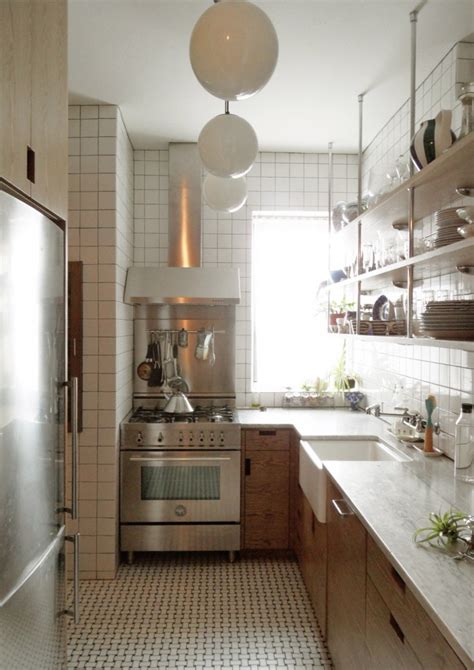 50 west 23rd street, manhattan. A Small New York City Apartment Kitchen Is Made Light, Bright, & Larger! | #SmallSpaceSolutions ...