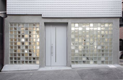 Glass Blocks Create Multi Tonal Facade For Jun Muratas Showroom