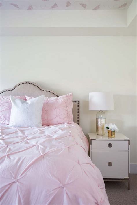 Hot Pink And White Bedroom