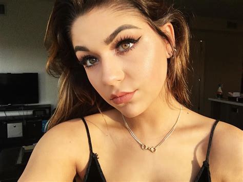 See This Instagram Photo By Andrearussett • 365k Likes Andrea Russett Andrea Andrea Russet