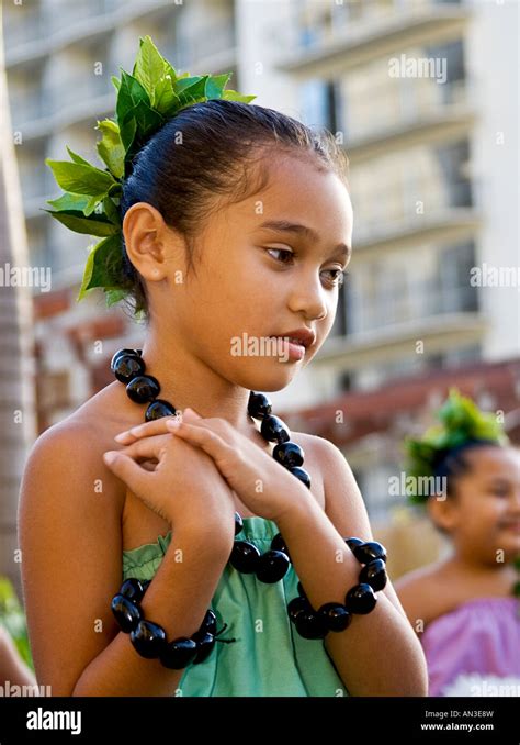 Hawaiian Girls Of The Island Oahu Hi Res Stock Photography And Images
