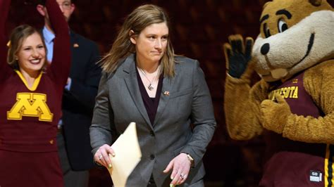 Busier Than Ever Since Taking Gophers Job Lynx Guard Lindsay Whalen