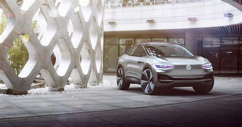 Volkswagen Reveals Id Crozz Concept It Is An Electric Suv With 300