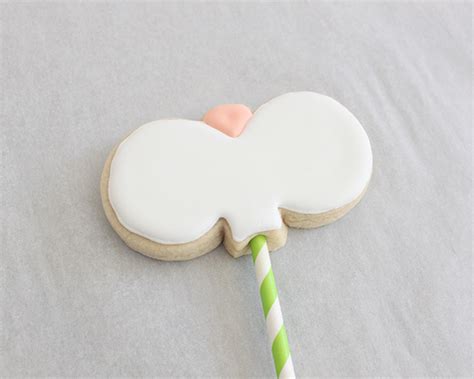 These cookies by if you give a blonde a kitchen are too adorable. Bunny Face Cookies | The Cake Blog