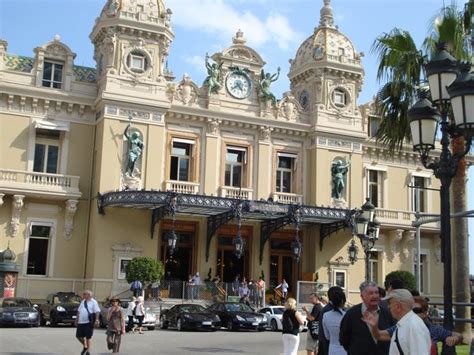 Alenab79 shining crown 502.00 €. Monaco Casino | Photo