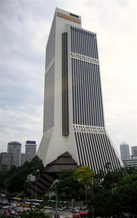 Salaries posted anonymously by maybank employees in kuala lumpur, malaysia area. Menara Maybank, Maybank Tower - Megaconstrucciones ...