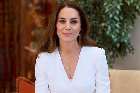 Kate Middleton Thanks Nurses For Huge Sacrifices Amid Pandemic It