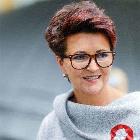 Milczenie jest złotem, może stąd ta pensja. Jolanta Kwaśniewska: Nie umiem siedzieć i czekać