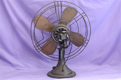 Enticz Antique Electric Fan