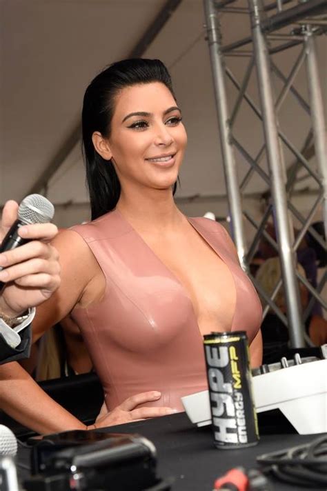 Is Kim Kardashian Selling Her Matte Black Rolls Royce Ghost Autoevolution