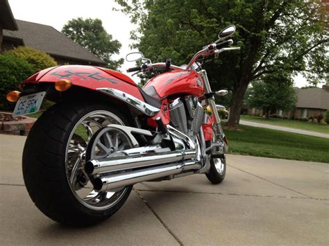 Buy 2005 Victory Hammer Premium Cruiser On 2040 Motos