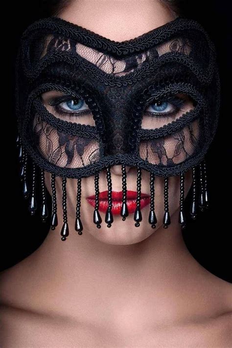 Sexysassydiana“beautiful Mask” Paper Mache Mask Beautiful Mask