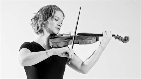 Violinist Hilary Hahn Named Artist In Residence With New York Philharmonic For 23 24 Season