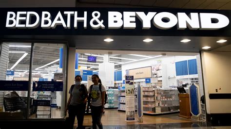 Bed Bath And Beyond Secures A Financial Lifeline The New York Times