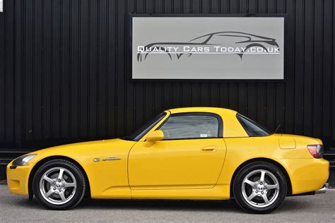 The honda s2000 is an open top sports car that was manufactured by japanese automobile manufacturer honda, from 1999 to 2009. Used Honda S2000 GT Hardtop *Rare Indy Yellow* (U62) For Sale