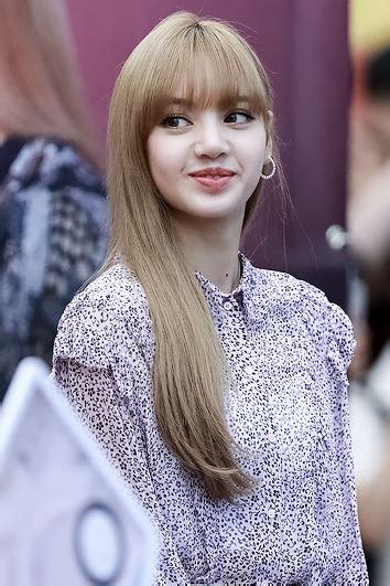 Blackpink K Pop Star Lisa Is First Asian Woman To Become Brand