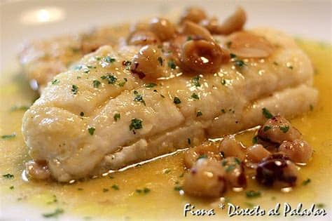 Además, como cocinaremos todos los ingredientes en el mismo recipiente, conseguiremos un asado muy jugoso y. Merluza en salsa de avellanas. Receta