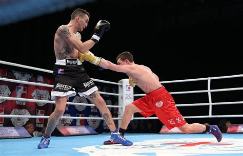Boxe care se conectează la laptop prin cablu usb. Apprendre la boxe : les notions de base du boxeur pour les ...