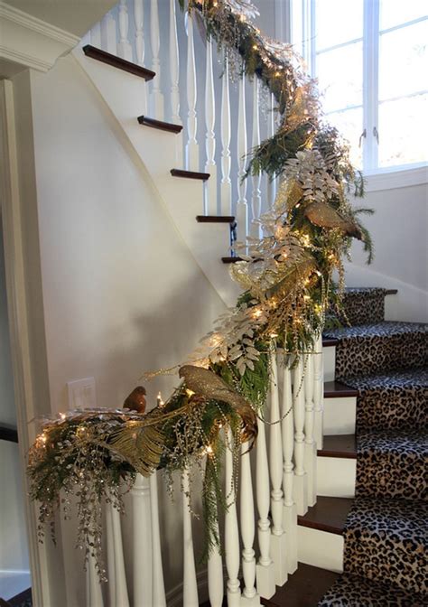 27 Christmas Staircase Decor Ideas That You Will Love Feed Inspiration