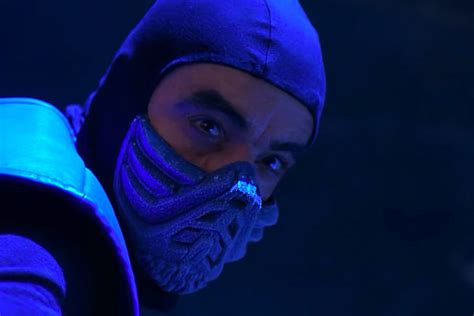 Mortal Kombat Sub Zero Mortal Kombat Sub Zero Life Size Bust By Pop