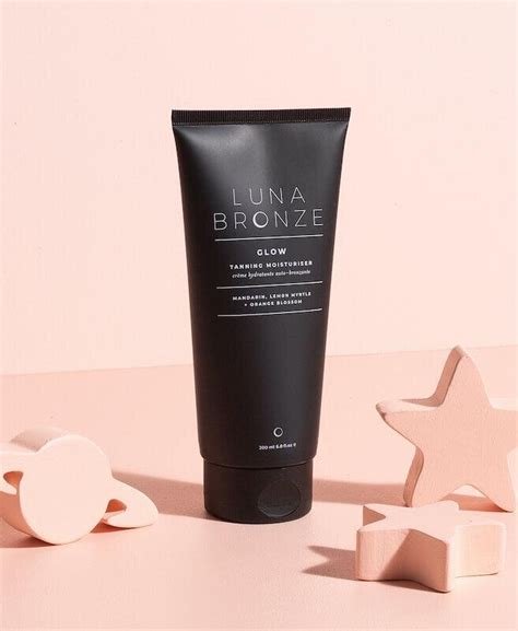 Luna Bronze Glow Tanning Moisturiser — Bridges Skin Body