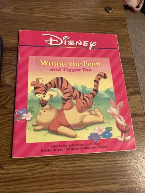 Walt Disneys Winnie The Pooh And Tigger Too Read Along 1991 Sc Booklet
