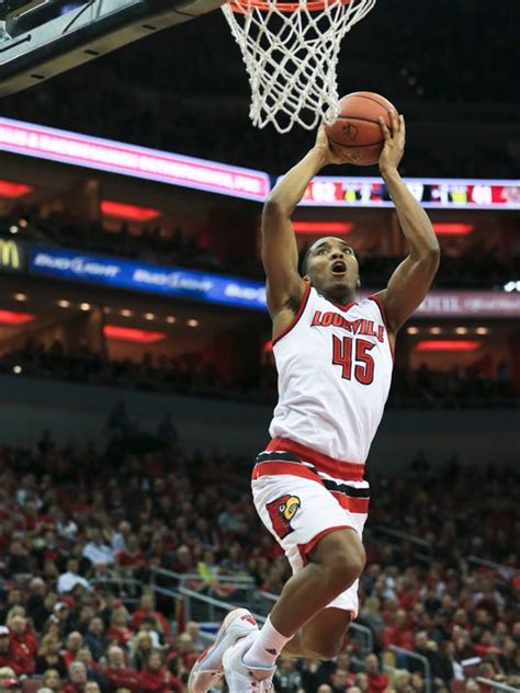 This is donovan mitchell shuts down the derby classic dunk contest by the cardinal connect on vimeo, the home for high quality videos and the people… Louisville's Donovan Mitchell wins ACC dunk of the year
