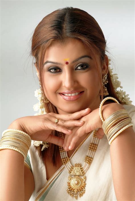 tamil masala actress sona heiden hd photos in white saree latest actress sona spicy hot stills