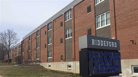 Threat Closes Biddeford High School Thursday