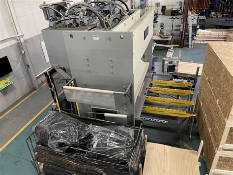 Pacific 300 Ton Presses Hydraulic Machine Hub