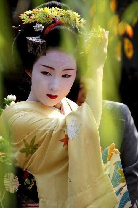 Partage Of Geisha Momentson Facebook Japanese Geisha