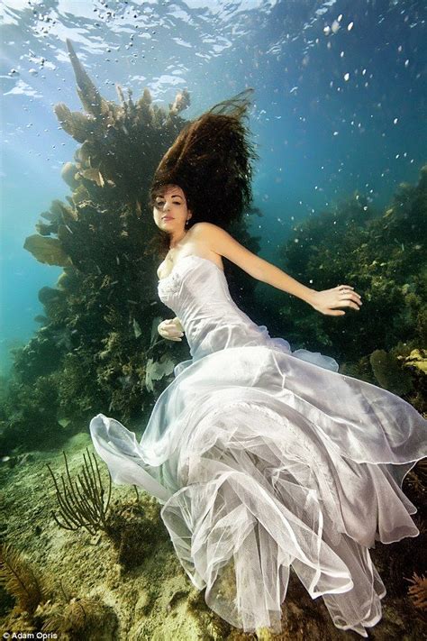 Photographer Beautifully Captures Brides And Grooms Underwater