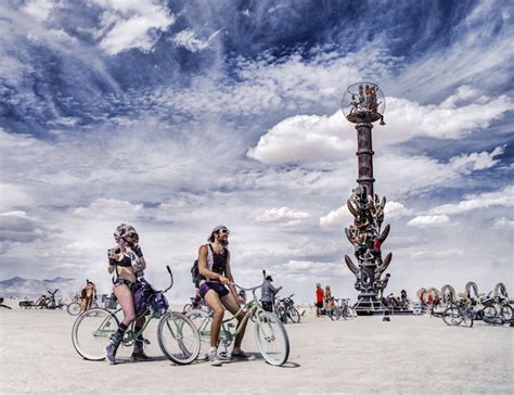 24 Burning Man 2014 Fubiz Media