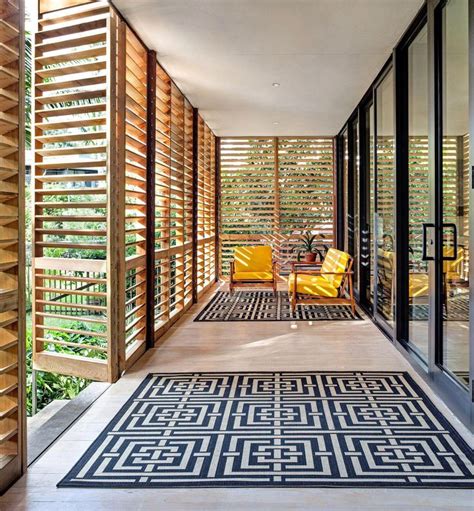 See more ideas about outdoor curtains, porch curtains, mosquito. Pergola Mosquito Netting #PergolaInFrontYard | Modern porch