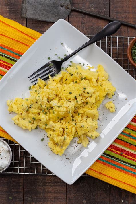 Healthy Scrambled Eggs With Cottage Cheese Recipe The Protein Chef