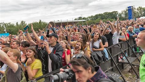 We performed on the main stage and we have to say that the response from the audience has been great! Lost Frequencies Performs Live At Atlas Weekend Festival ...