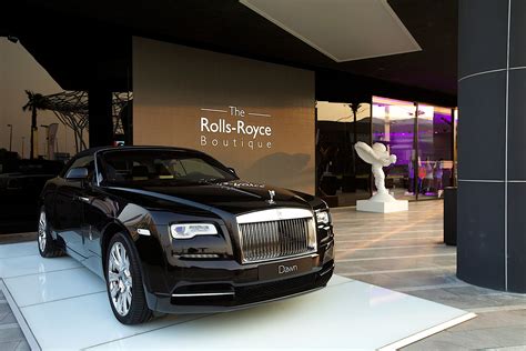 Rolls Royce Boutique Showroom Opens In Dubai Autocar