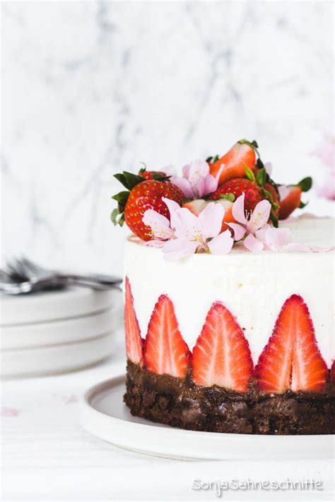 Erdbeer Sahne Torte ohne Gelatine | Erdbeer sahne torte, Kuchen und ...