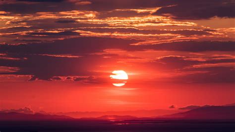 Wallpaper Red Sky Clouds Sunset Dusk 3840x2160 Uhd 4k