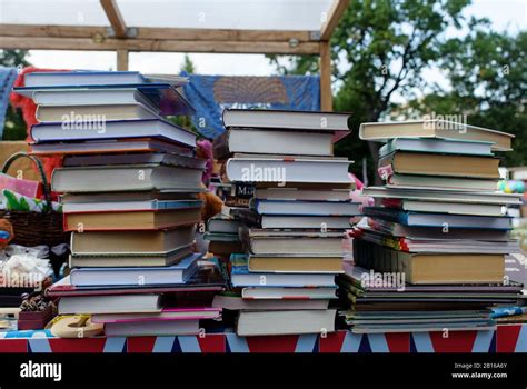 Piles Of Books On The Store Shelves Stock Photo Alamy
