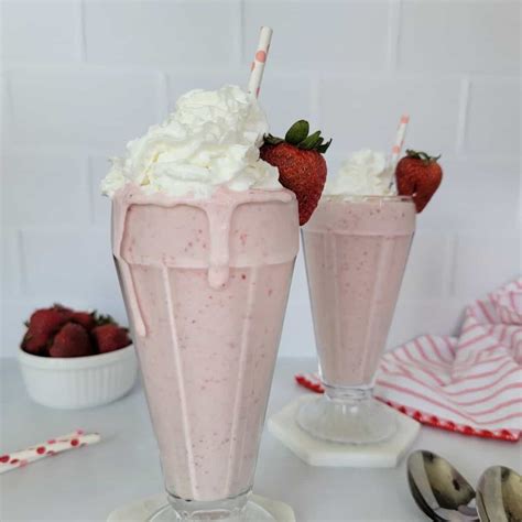The Easiest Homemade Strawberry Milkshake Recipe Tammilee Tips