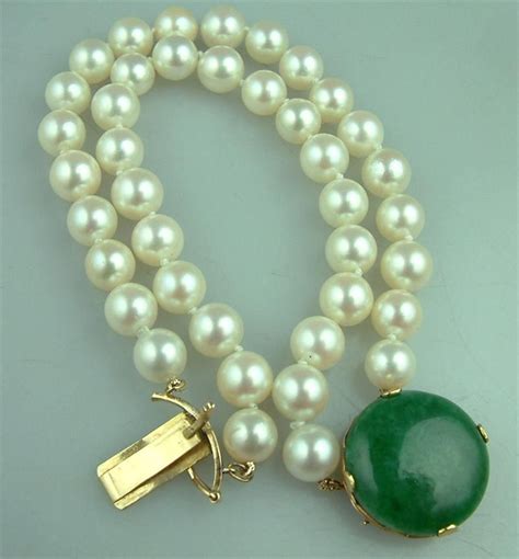 Vintage Jade And Pearl Bracelet Cultured Pearl Bracelet Estate