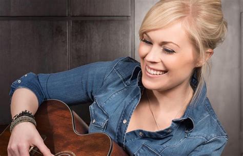 Vicky Beeching has a powerful message for anti-LGBT Christians | PinkNews