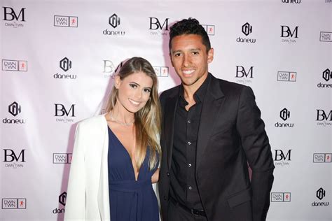 Carol cabrino isn't your typical wag. Carol Cabrino, la femme de Marquinhos