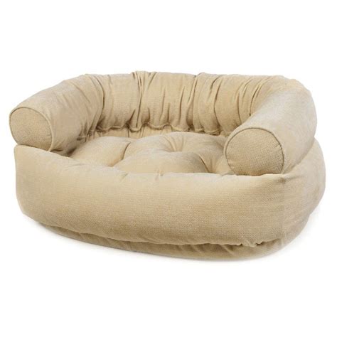 Wirecutter staffers say the accolades are well deserved: Bowsers Diamond Series Microvelvet Double Donut Dog Bed ...