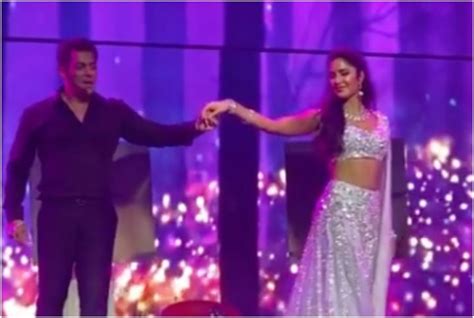 Video Salman Khan And Katrina Kaif Dance Together At The Da Bangg Tour In Dubai Missmalini