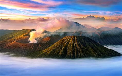 Bikin Merinding Ini 4 Gunung Di Indonesia Yang Menyimpan Banyak Kisah