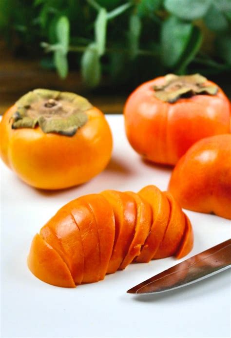 How To Cut Fresh Fuyu Persimmon The Foodie Affair